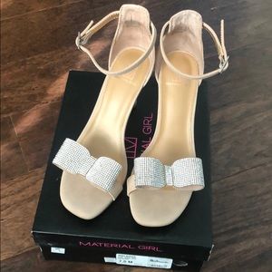 Material Girl Bow Heels 7.5